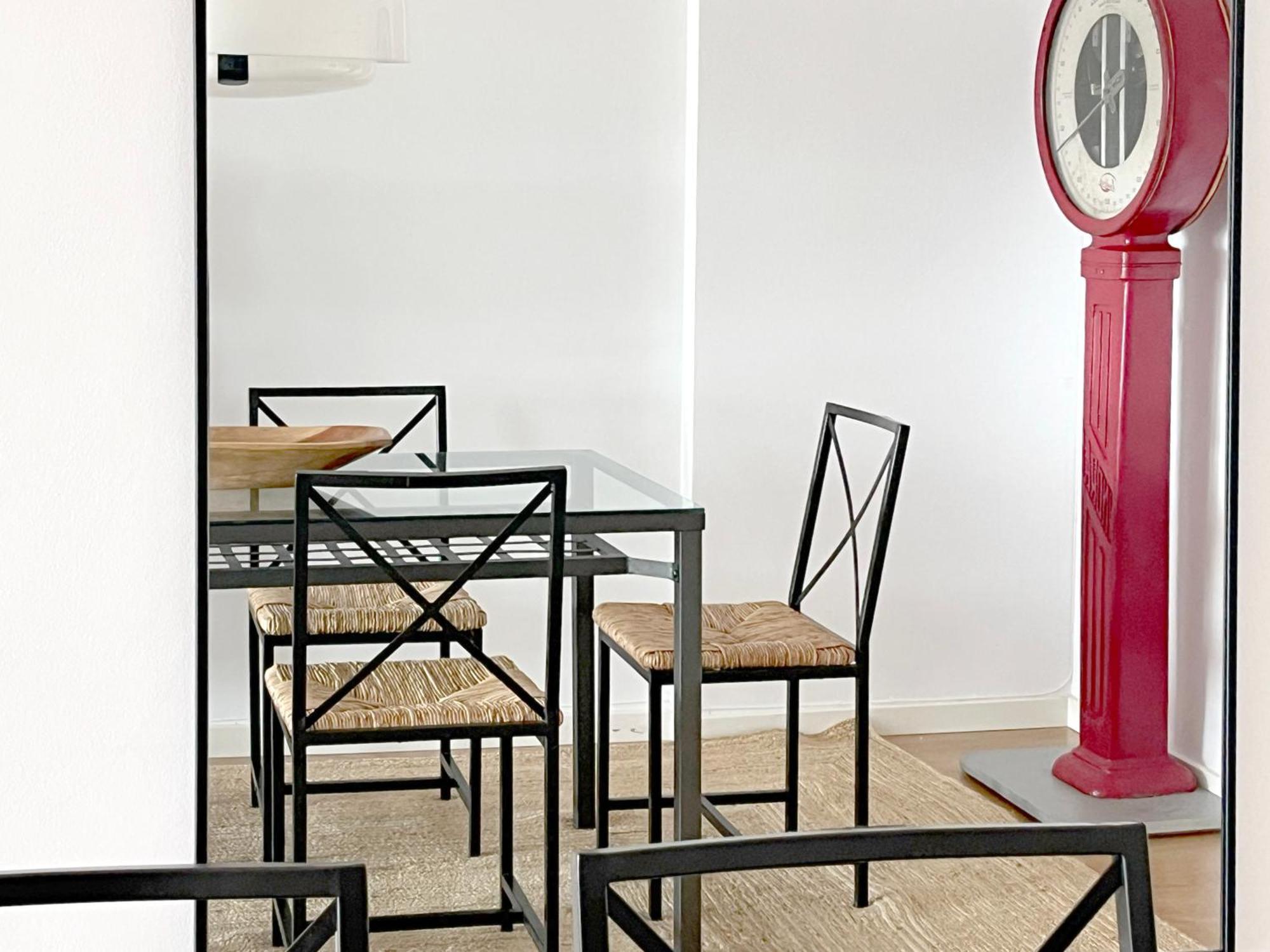 Stylish Well-Connected Beachfront Flat Valenza Esterno foto