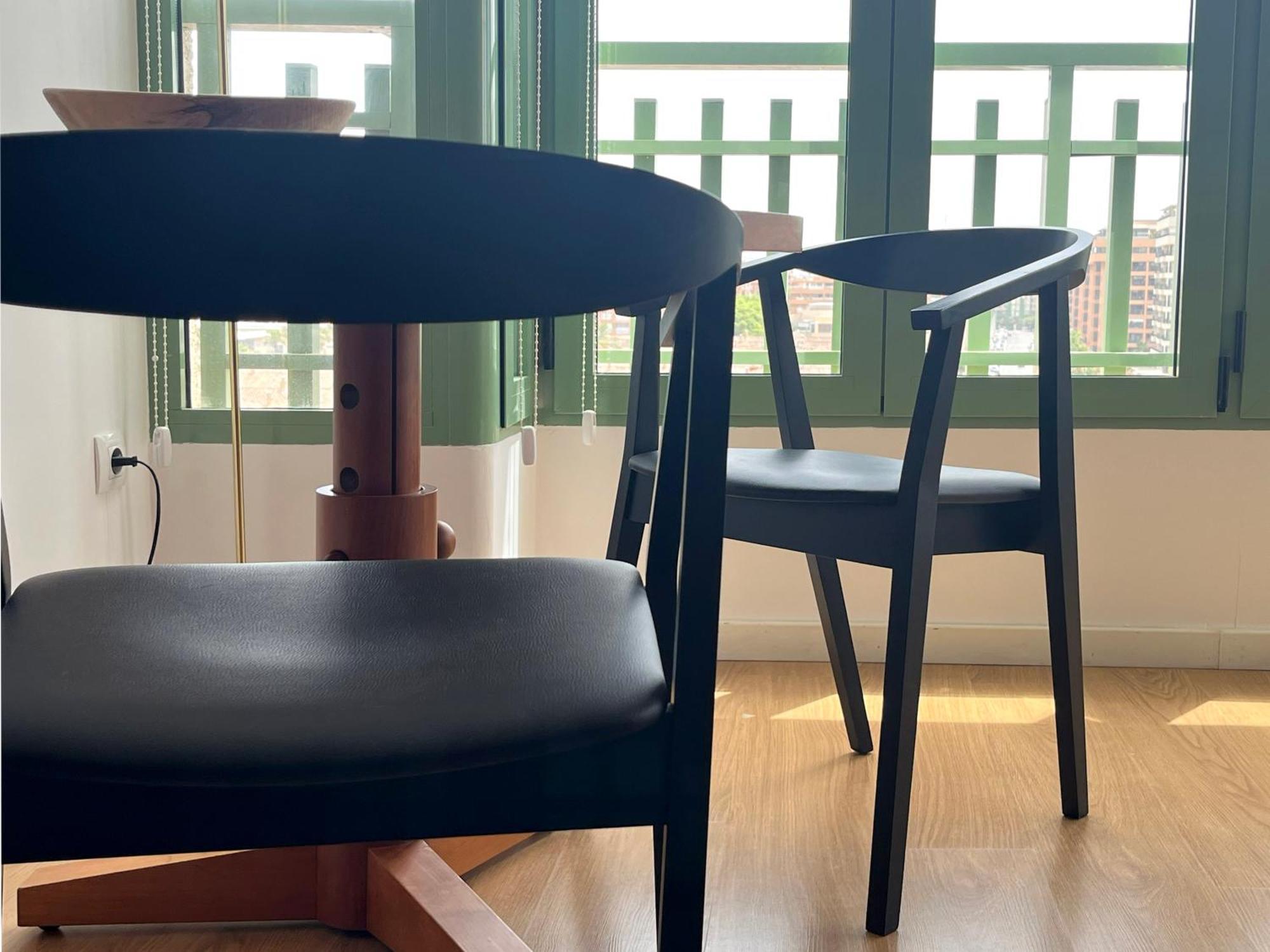 Stylish Well-Connected Beachfront Flat Valenza Esterno foto